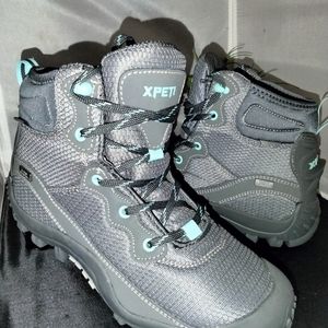 New women's trekking waterproof hiking boots shoes size 9 Dimo